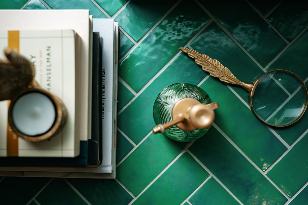 Glamorous downstairs loo focus on bathroom accessories